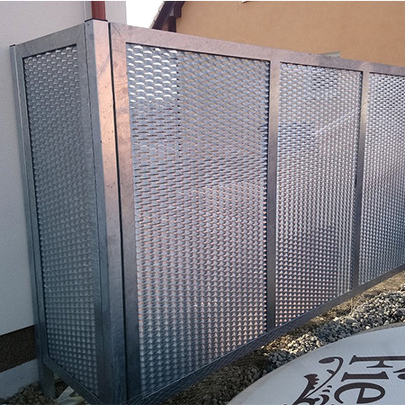 Plot s tahokov výplní