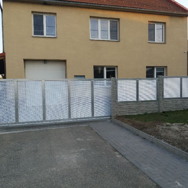 Brána posuvná tahokov